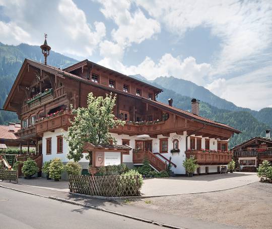 BRUGGER ApartHotel in Mayrhofen der einstige Bruggerhof