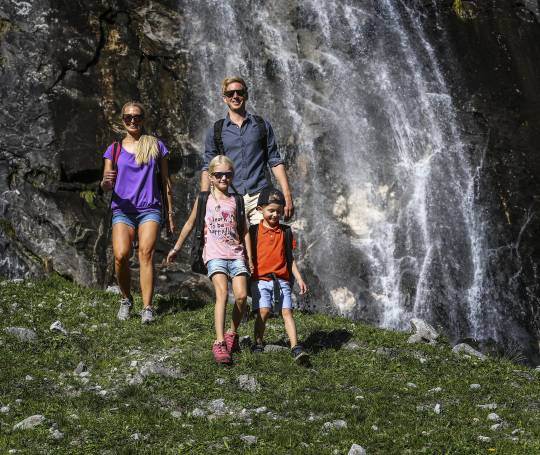 Familienwanderung bei Mayrhofen im Zillertal